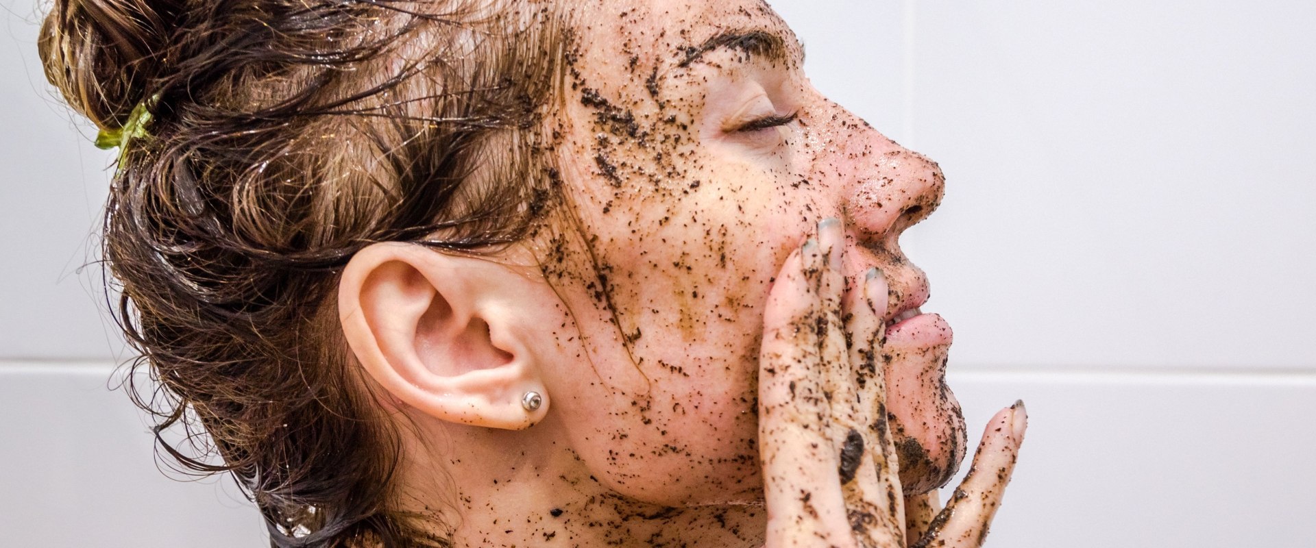 Everything You Need to Know About Exfoliants